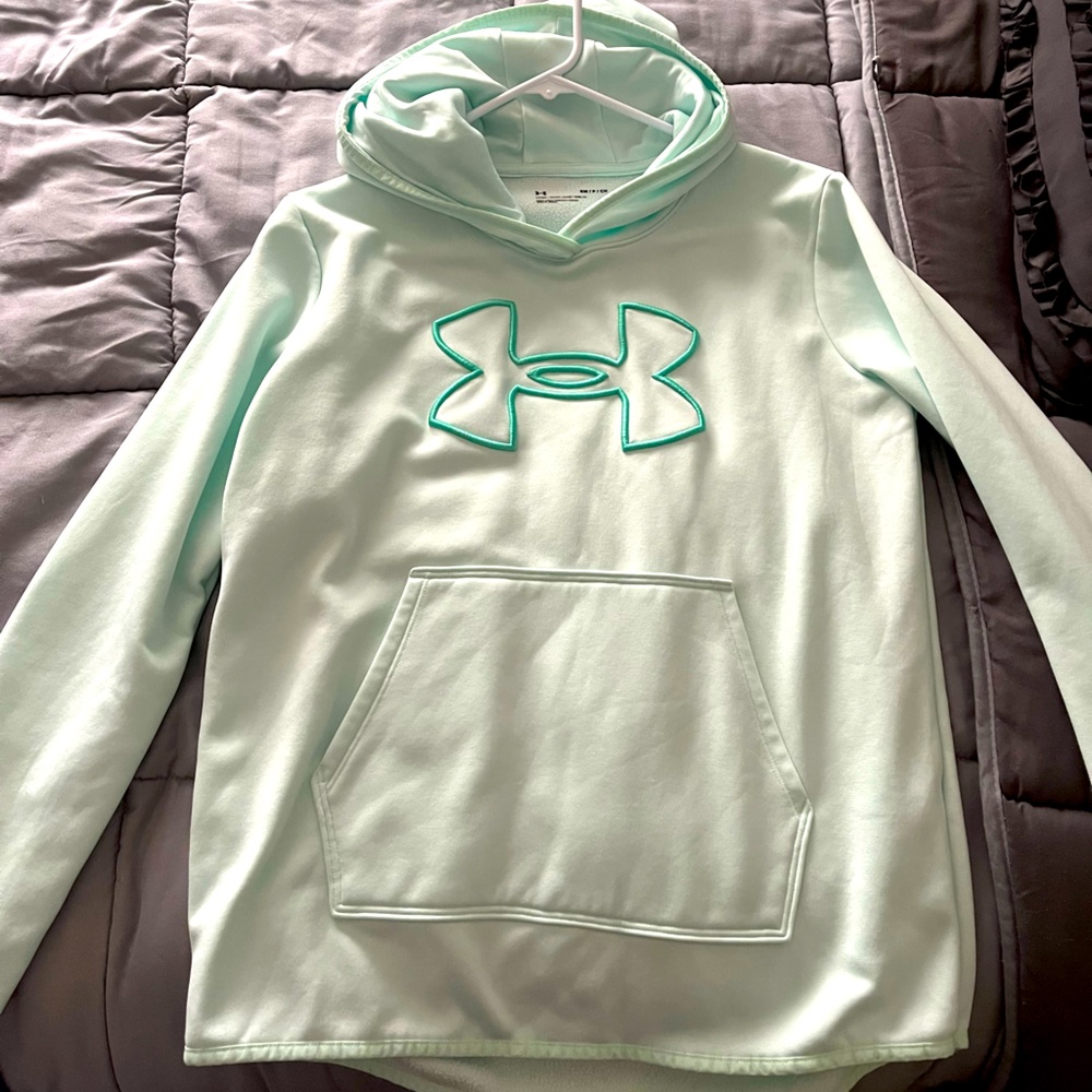 Women’s Under Armor hoodie, small. New w/o tags
